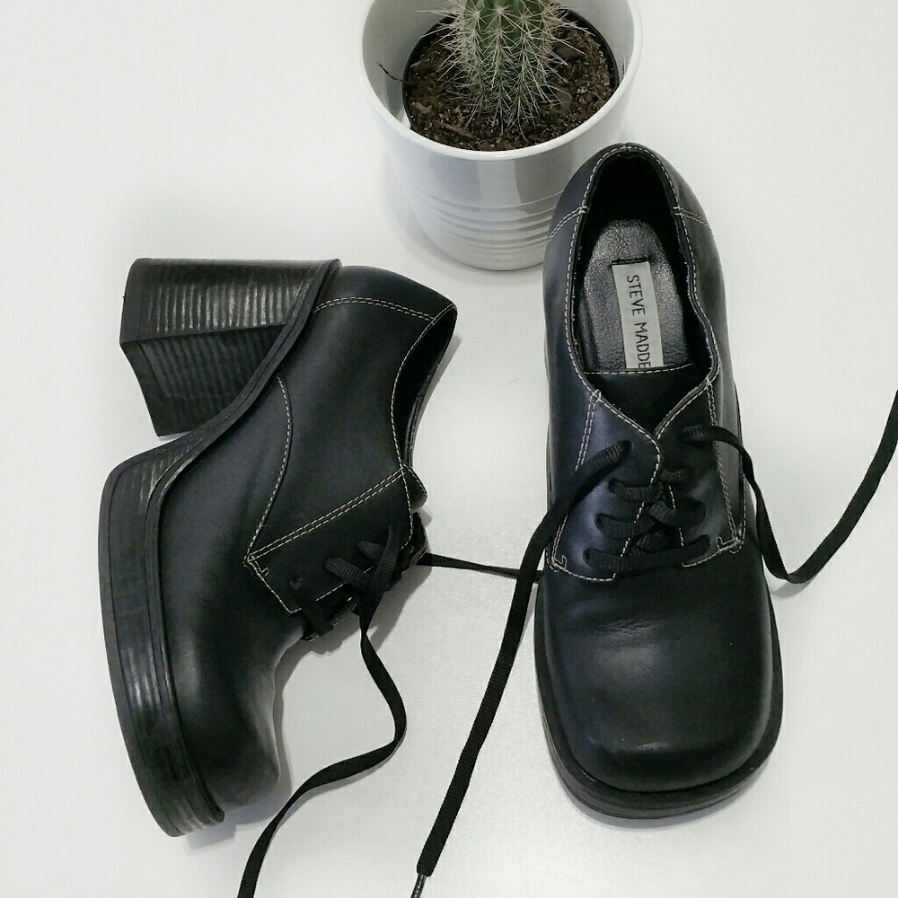 Steve Madden vintage 90's lace up platform oxfords